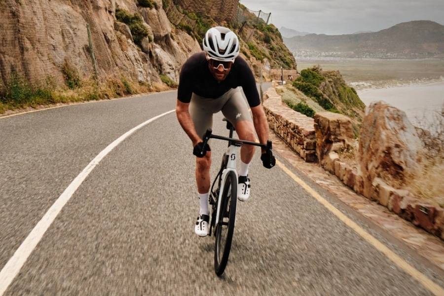 Ubrania rowerowe Assos